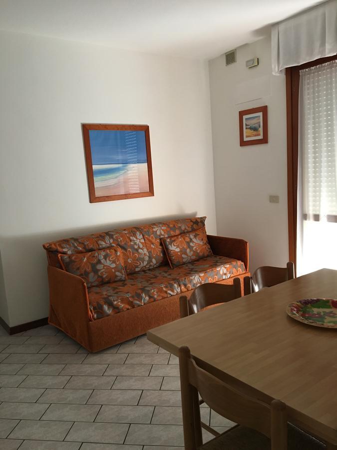 Residence Moresco Lido di Jesolo Exteriör bild