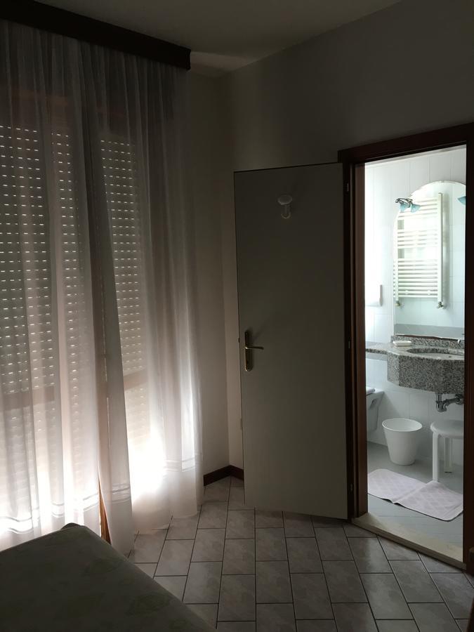 Residence Moresco Lido di Jesolo Exteriör bild